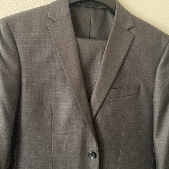 KENNETH COLE REACTION Suit Shiny Metal Color - Picture 7 of 12